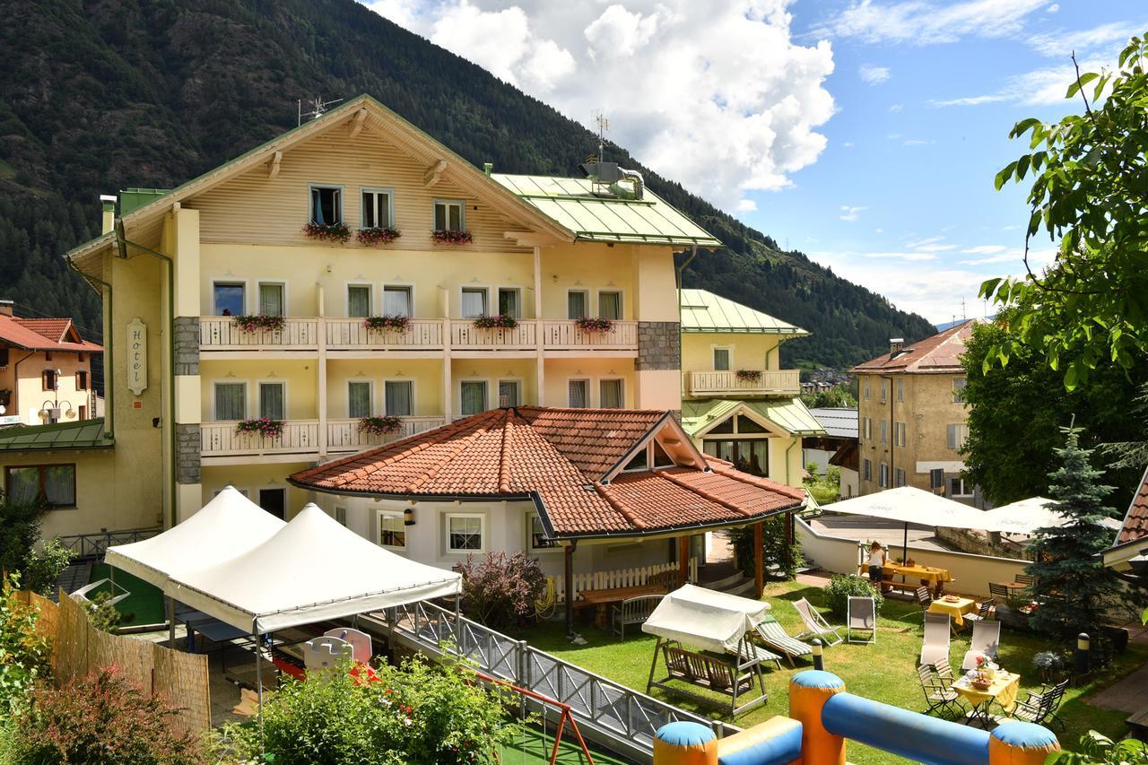Hotel Pangrazzi Fucine Exterior foto